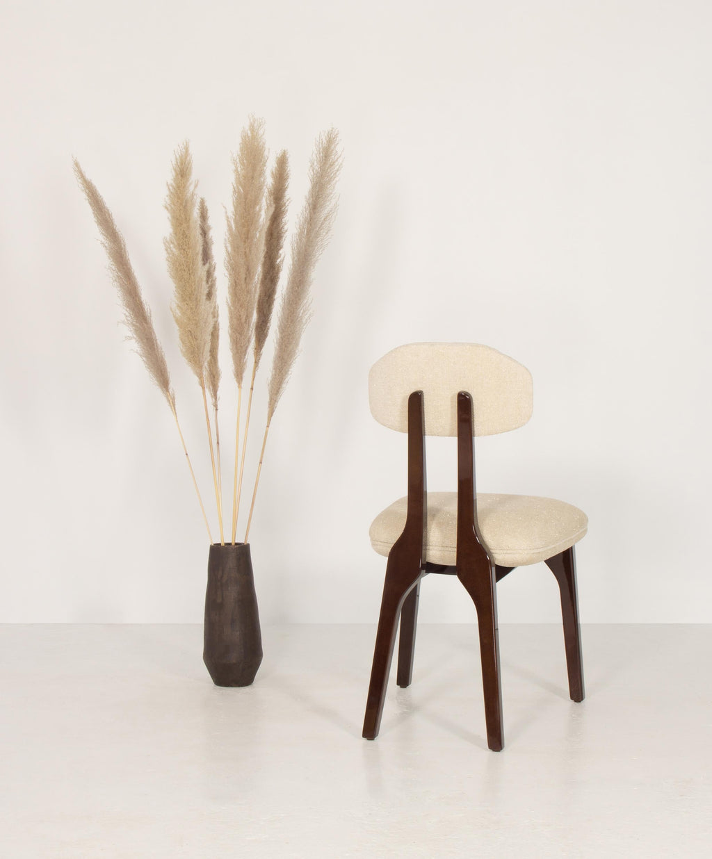 https://a.1stdibscdn.com/silhouette-dining-chair-com-insidherland-by-joana-santos-barbosa-for-sale-picture-8/f_53652/f_294347821657013266528/Silhouette_dining_chair_InsidherLand_01_master.jpg