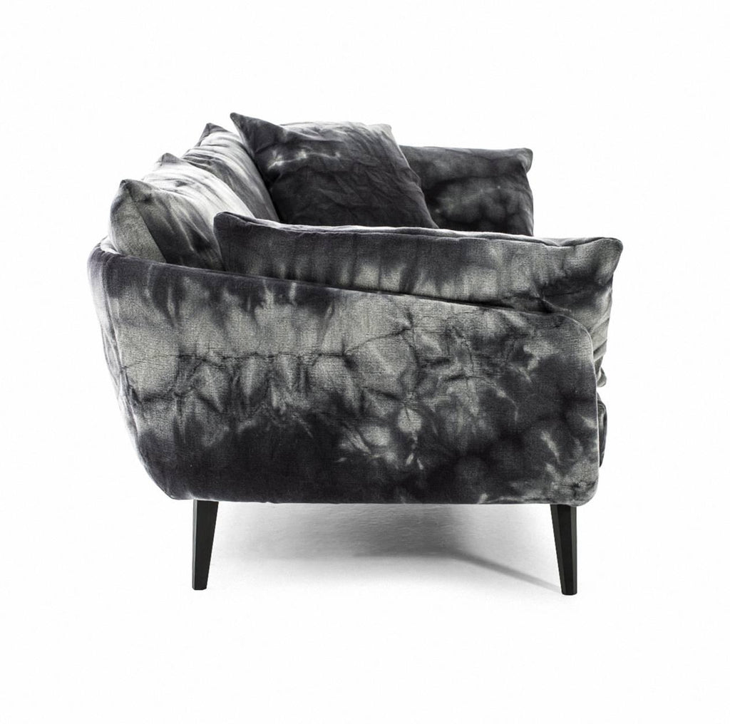 https://a.1stdibscdn.com/sister-ray-three-seat-sofa-82-with-goose-down-cushions-by-moroso-for-diesel-for-sale-picture-6/archivesE/upload/f_16392/f_99204111519115896212/Sister_Ray_Three_Seat_Sofa_82_Goose_Down_Cushions_Moroso_Diesel_3_master.jpg