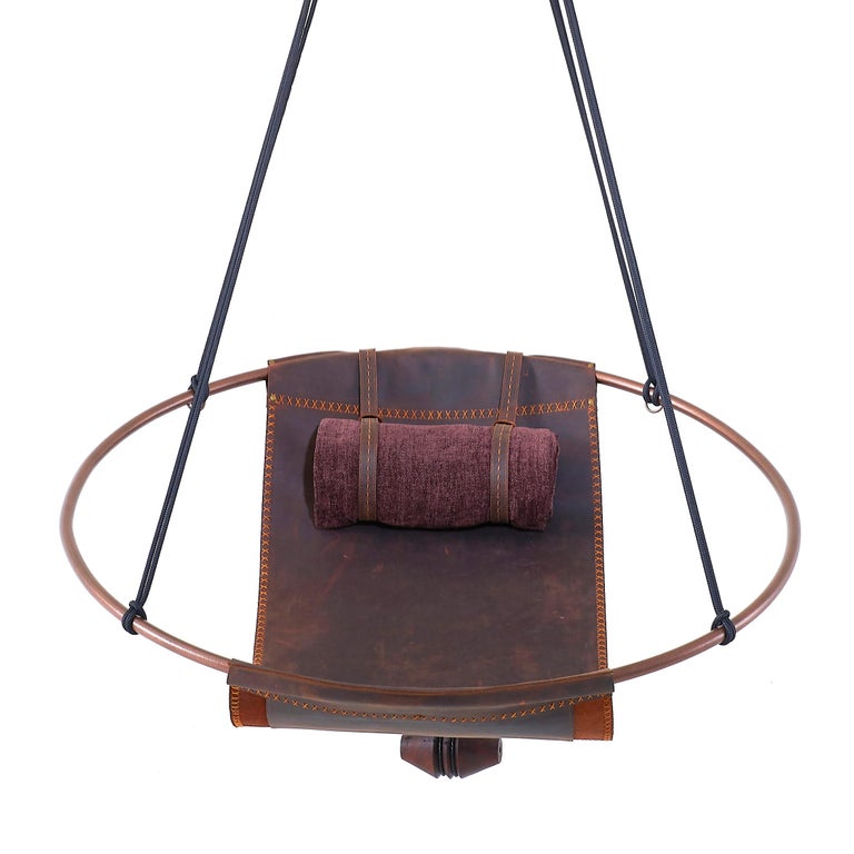 https://a.1stdibscdn.com/sling-oil-tanned-leather-brown-for-sale-picture-9/f_32773/f_214387821610186721941/Sling_chair_Texan_OIL_DE_b_master.jpg?width=768