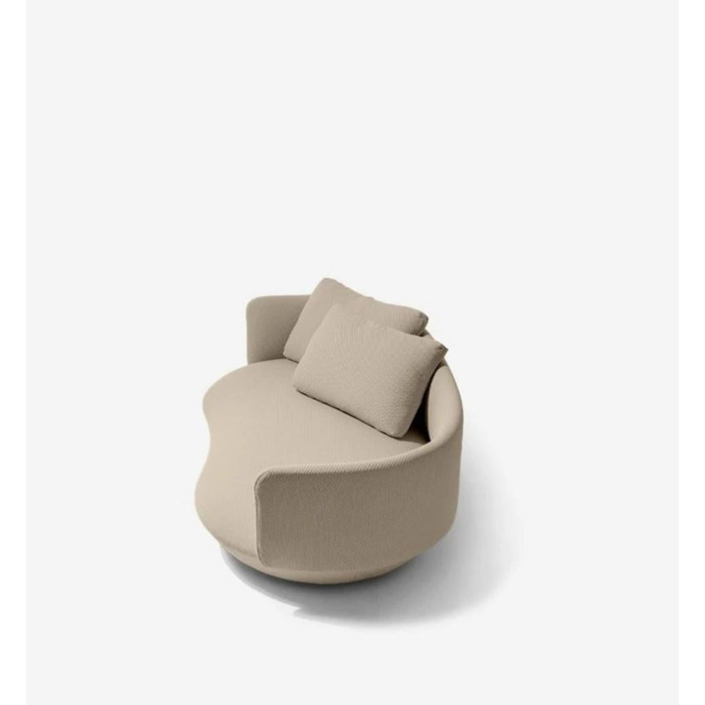 https://a.1stdibscdn.com/small-baixo-sofa-by-wentz-for-sale-picture-4/f_12192/f_382809321707225196529/Small_Baixo_Sofa_by_Wentz_3_master.JPG