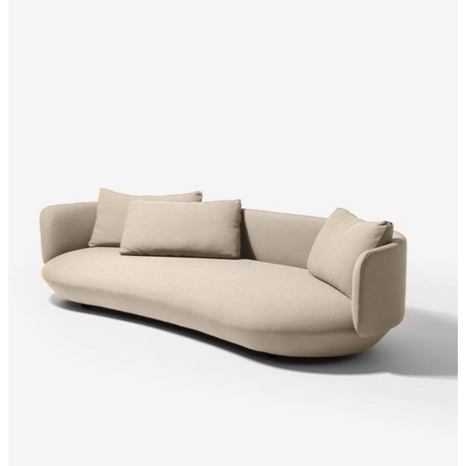 https://a.1stdibscdn.com/small-baixo-sofa-by-wentz-for-sale-picture-5/f_12192/f_382809321707225196410/Small_Baixo_Sofa_by_Wentz_4_master.JPG