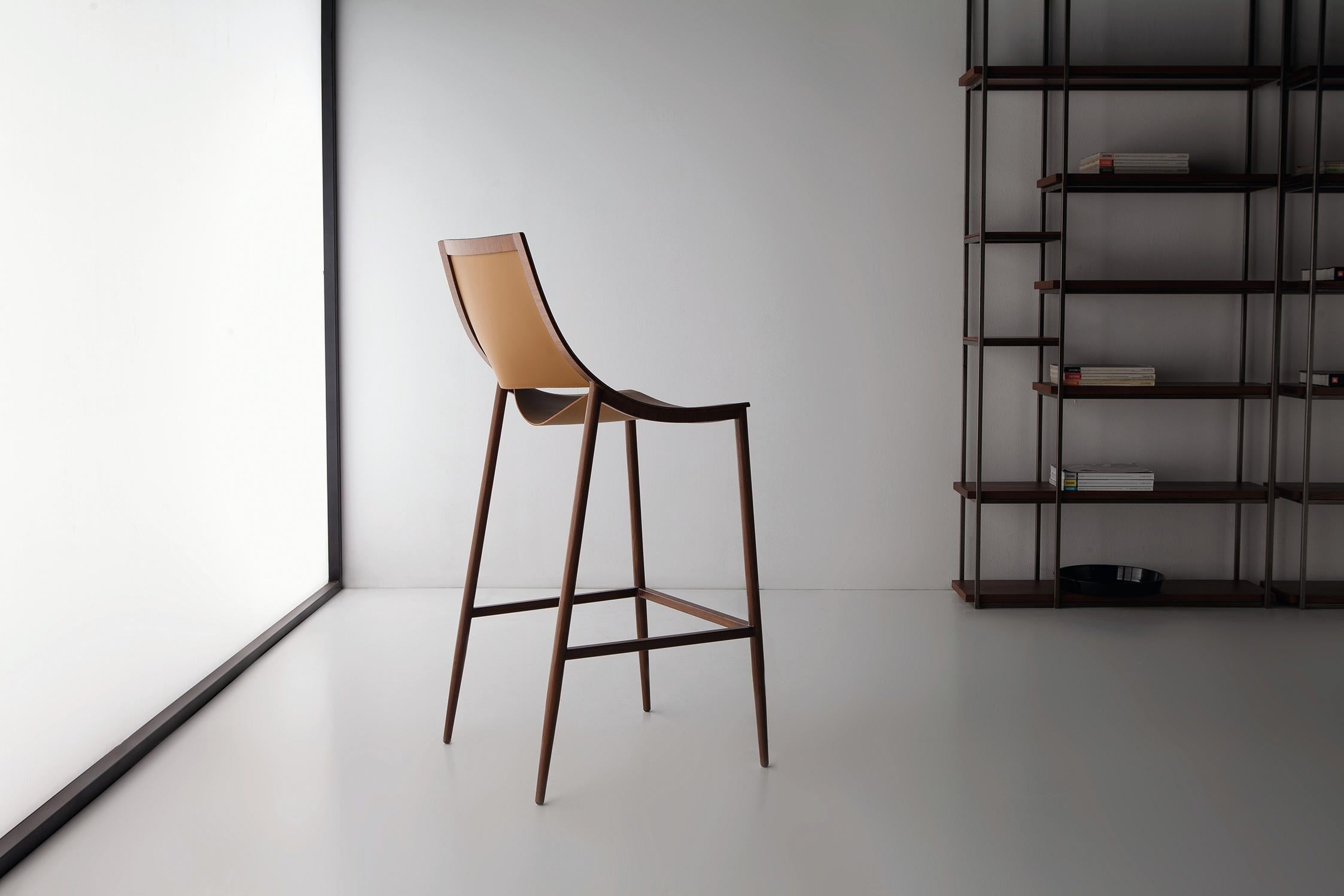 https://a.1stdibscdn.com/high-smile-bar-stool-by-doimo-brasil-for-sale-picture-3/f_12192/f_391477221712325483274/Smile_banqueta_2__master.jpg
