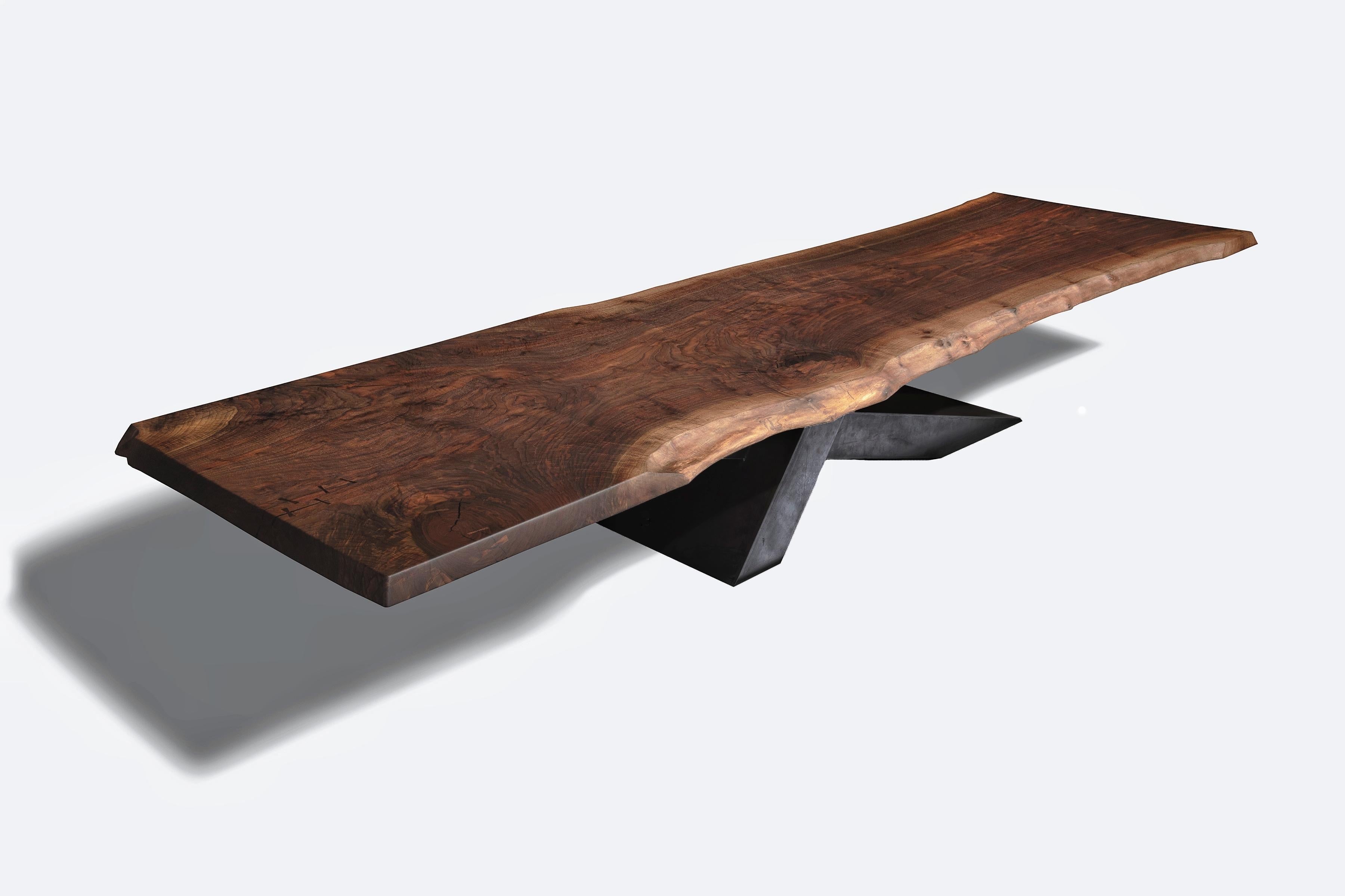 https://a.1stdibscdn.com/monster-oregon-black-walnut-single-slab-cantilever-boardroom-dining-in-stock-for-sale-picture-3/f_51472/f_173537621583612366212/Snapseed_master.jpg