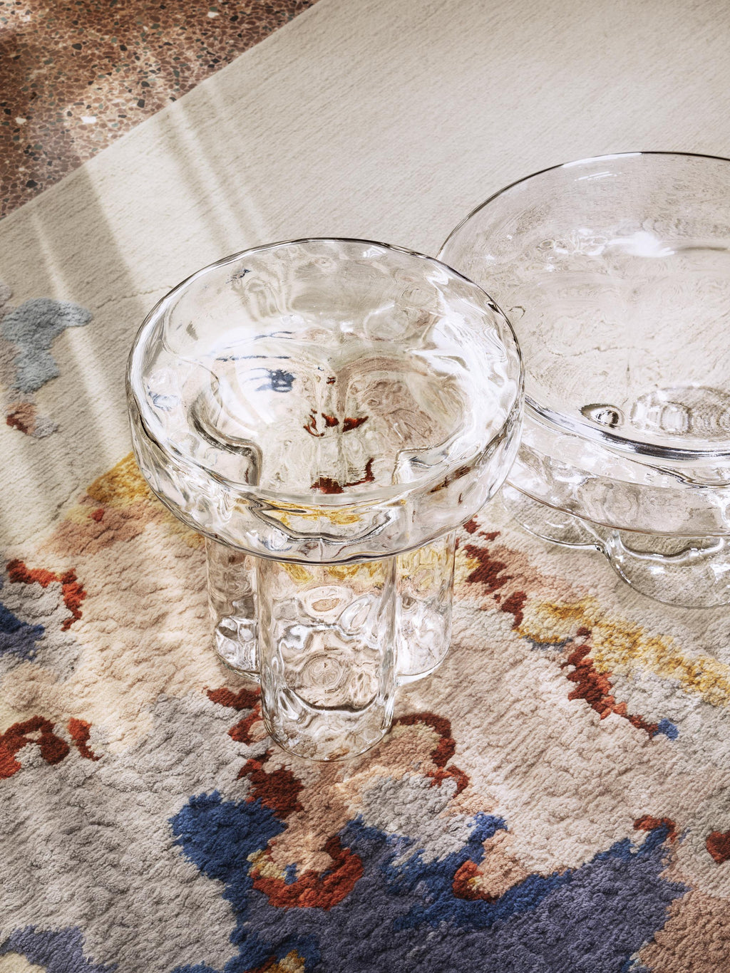 https://a.1stdibscdn.com/soda-iced-blown-murano-glass-low-coffee-table-in-blue-light-by-yiannis-ghikas-for-sale-picture-3/f_16392/f_488763221771429440584/Soda_ICED_couple_master.jpg