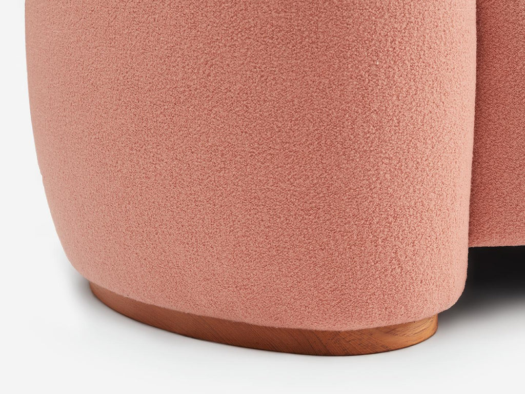 https://a.1stdibscdn.com/pink-baba-sofa-by-gisbert-poppler-for-sale-picture-7/f_12192/f_340709921682954057645/SofaBabaDetailsPink_GisbertPoeppler_01_master.jpg