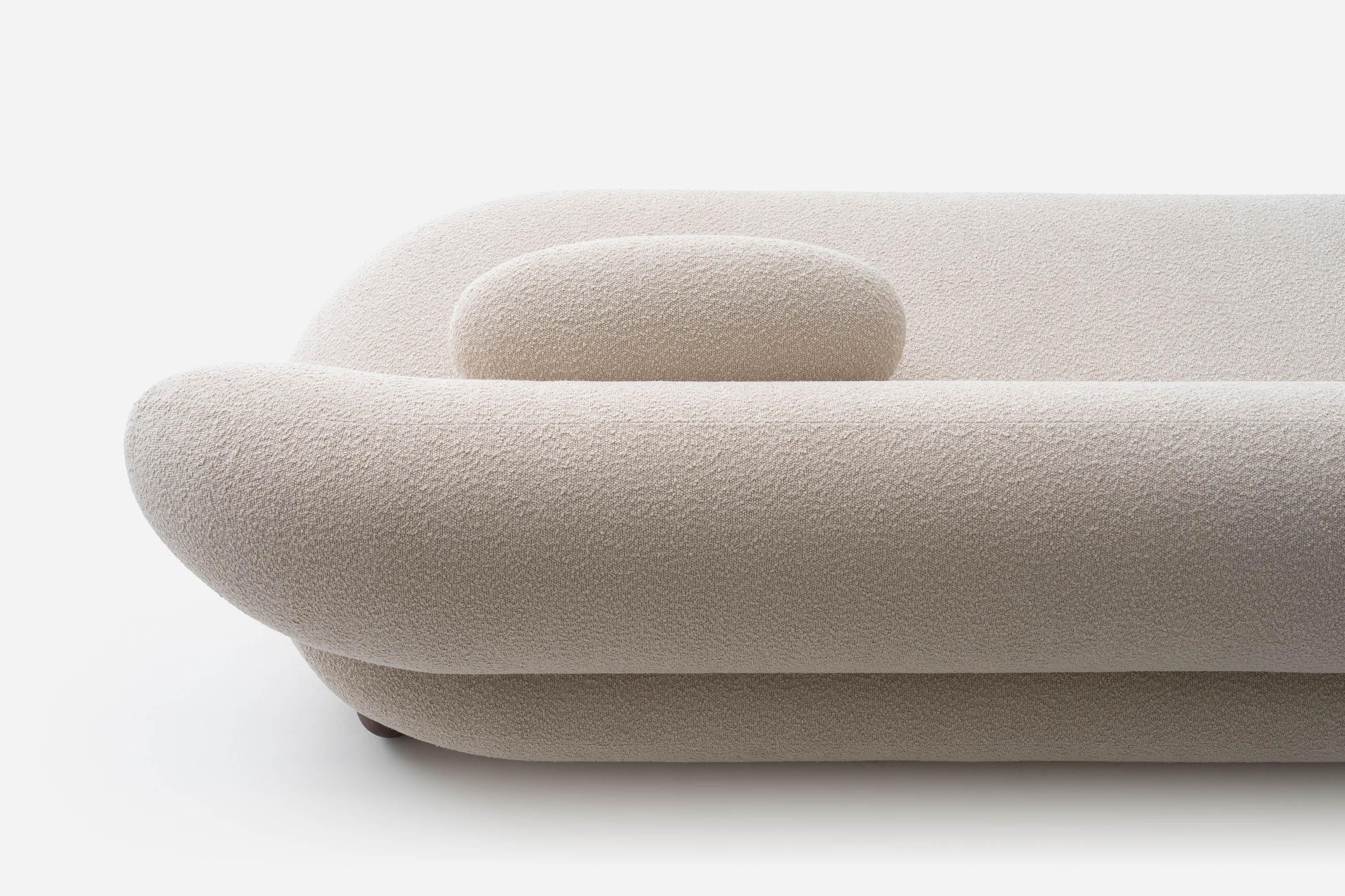 https://a.1stdibscdn.com/modern-lounge-flock-sofa-in-boucle-fabric-width-240-cm-by-noom-for-sale-picture-14/f_42321/f_450609821747420383937/Sofa_Flock_by_NOOM_9_sm_master.jpg