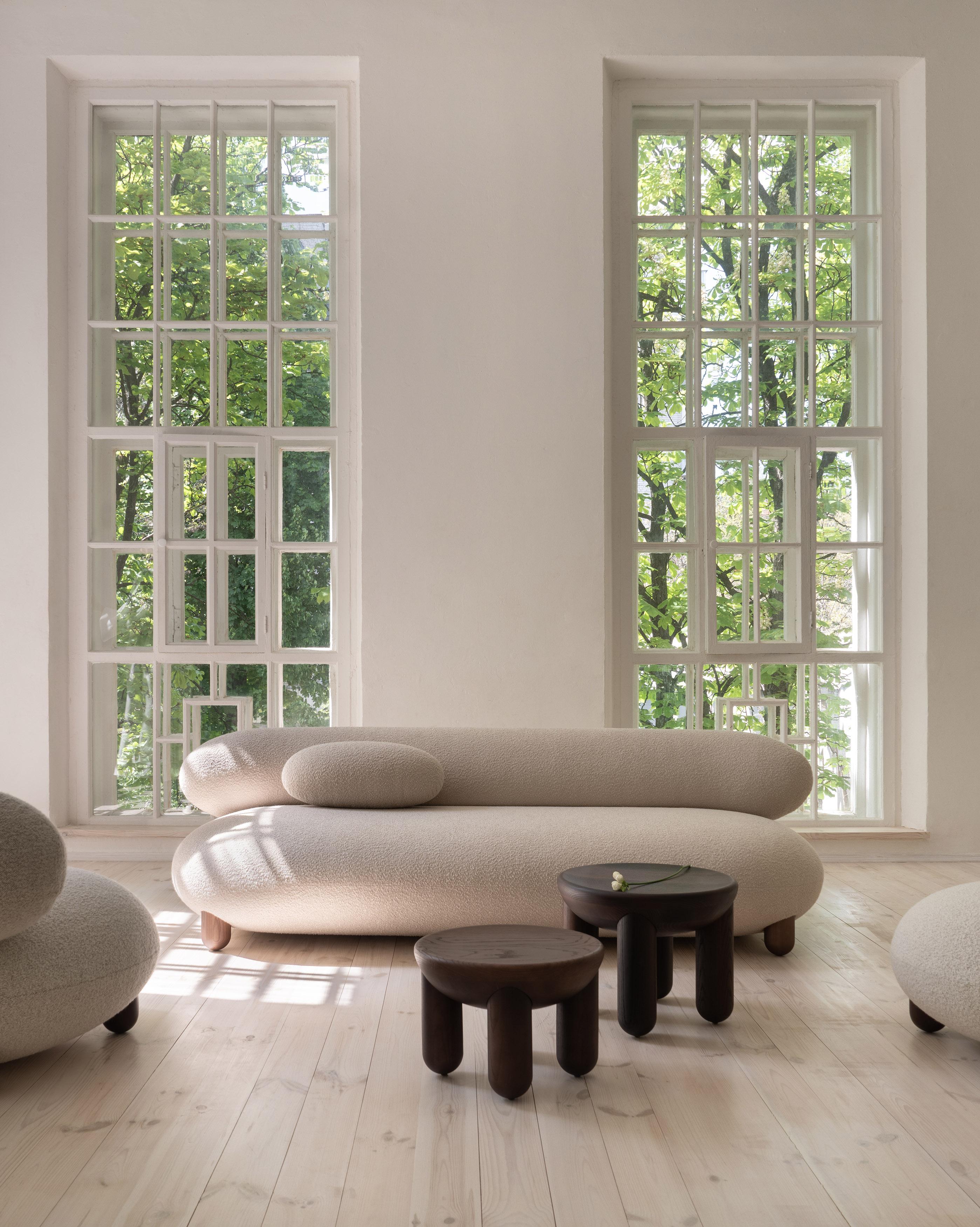 https://a.1stdibscdn.com/noom-home-flock-sofa-baloo-boucle-for-sale-picture-9/f_92392/f_464481921757519480187/Sofa_Flock_in_interior_by_NOOM_1_1_master.jpg