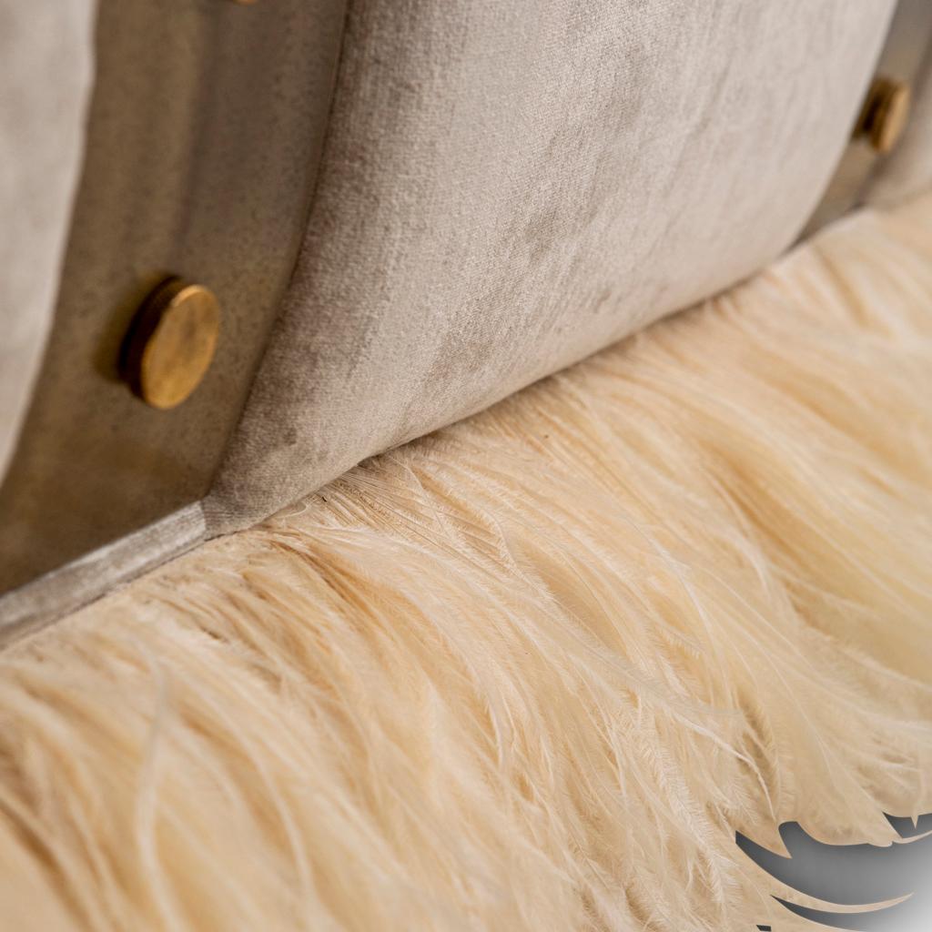 https://a.1stdibscdn.com/velvet-bronzed-steel-brass-ostrich-feather-ostrich-fluff-sofa-for-sale-picture-6/f_38931/f_169834121574422815992/Sofa_Ostrich_Fluff_View5_master.jpg