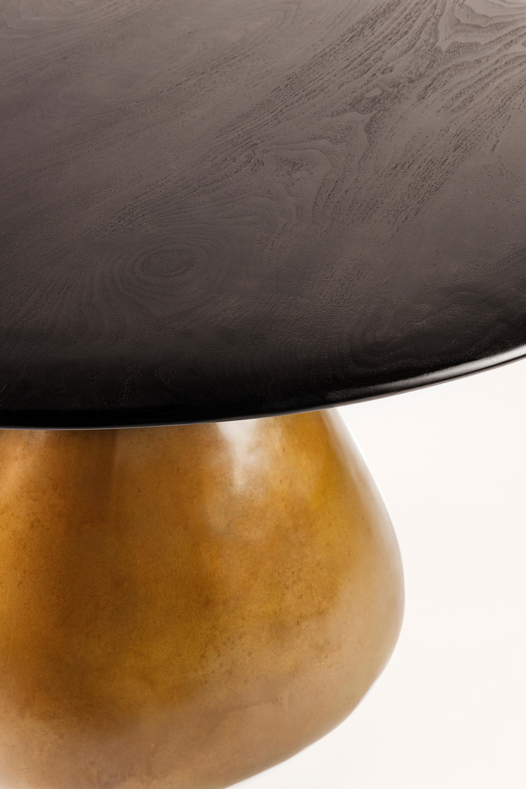 https://a.1stdibscdn.com/sonya-dining-table-in-bronze-and-ebonized-walnut-for-sale-picture-4/f_28753/f_83982231627317143717/Sonya_Table_5_master.jpg
