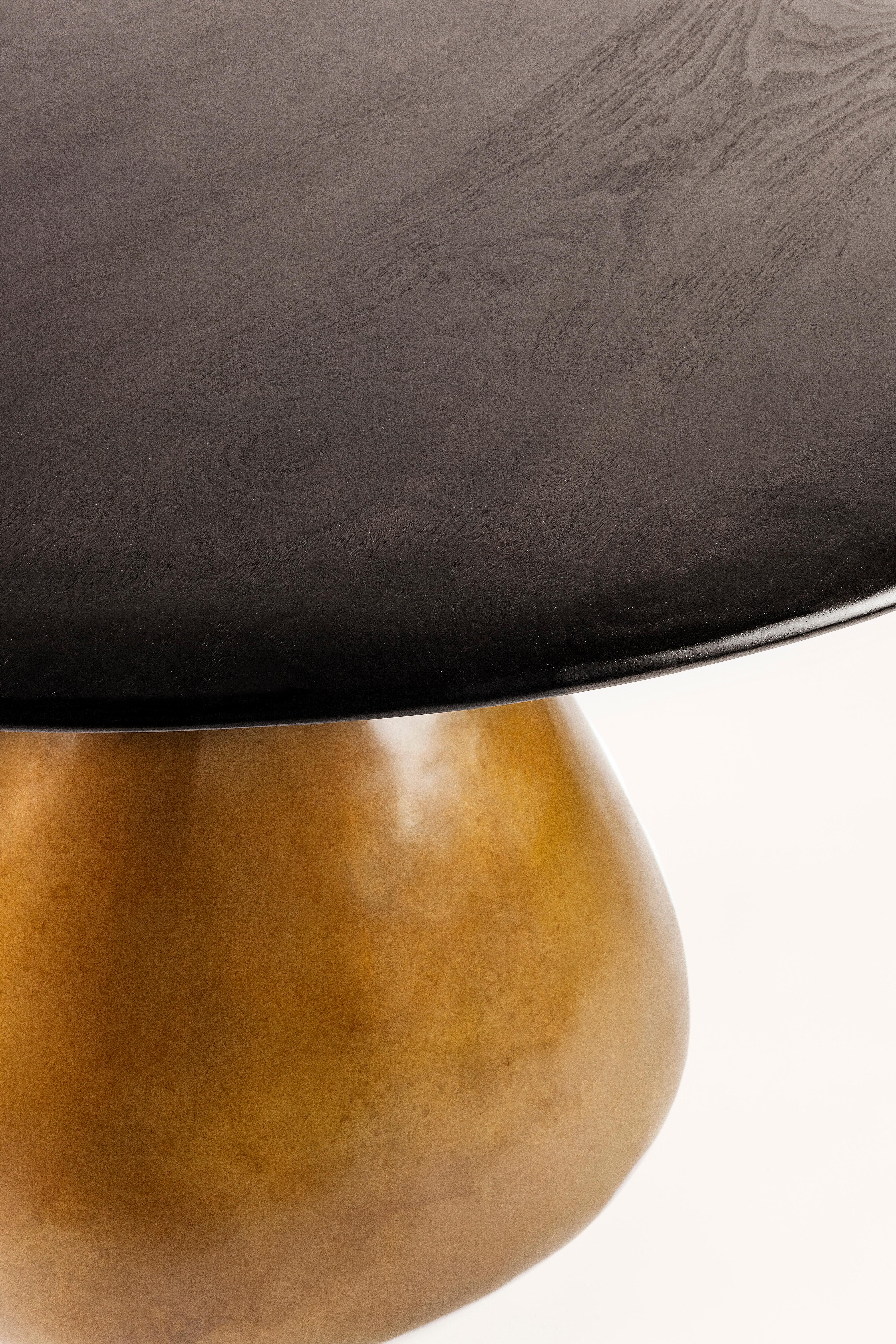 https://a.1stdibscdn.com/sonya-dining-table-in-bronze-and-ebonized-walnut-for-sale-picture-4/f_28753/f_83982231627317143717/Sonya_Table_5_master.jpg