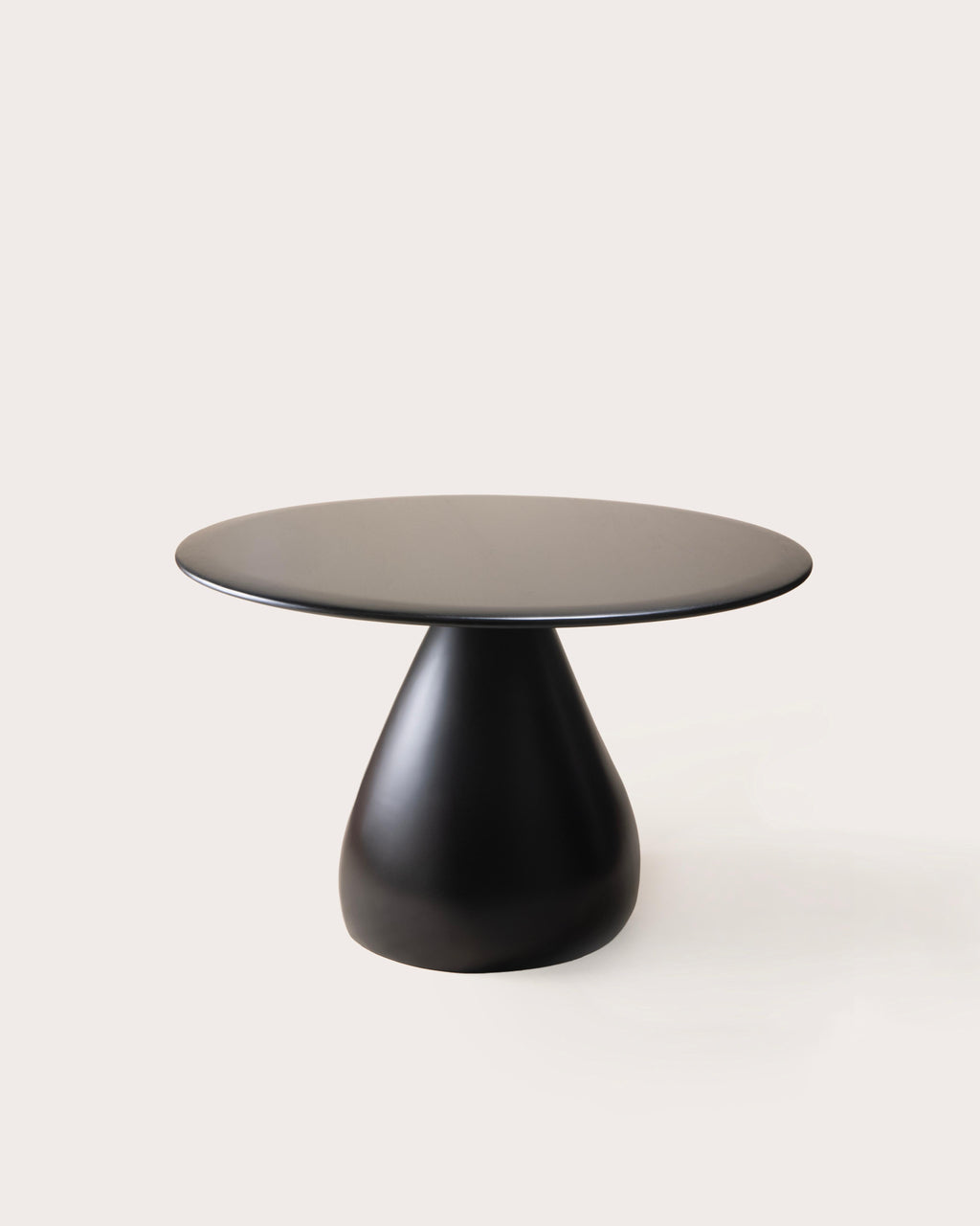 https://a.1stdibscdn.com/konekt-sonya-dining-table-in-bronze-and-ebonized-walnut-for-sale-picture-11/f_28753/f_83982231737132416320/Sonya_Table_Blackened_Steel_2_master.jpg