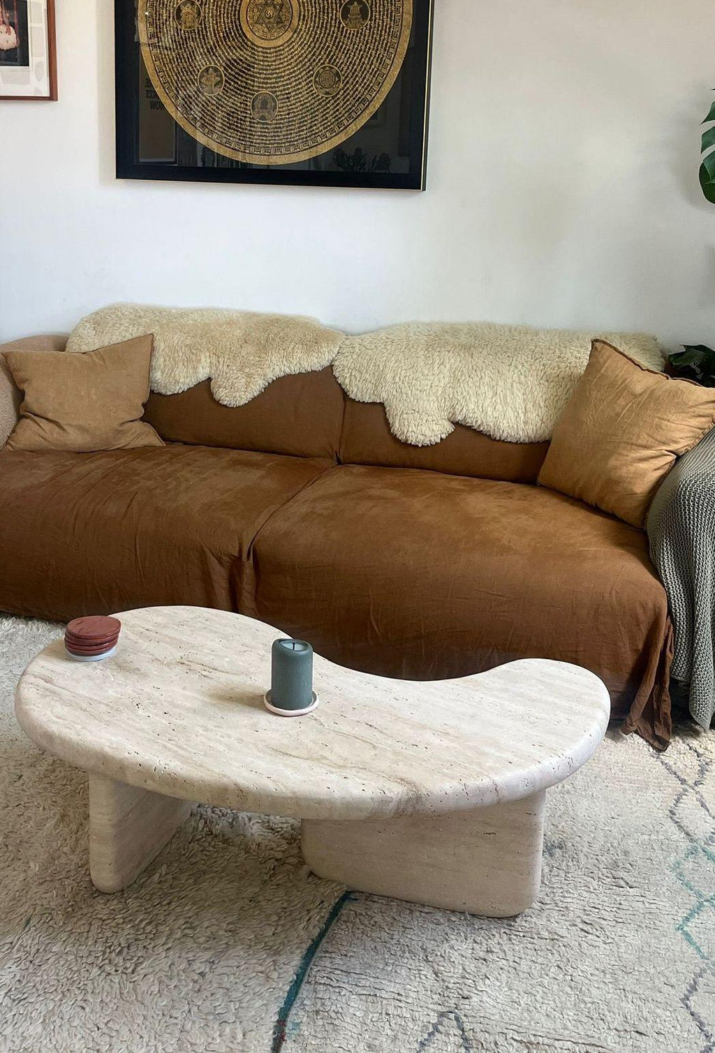https://a.1stdibscdn.com/sculptural-organic-shape-travertine-coffee-table-by-my-habitat-design-for-sale-picture-5/f_80522/f_490522121773357148667/Sophia_Travertine_coffee_table_bean_shape_organic_3__master.jpeg