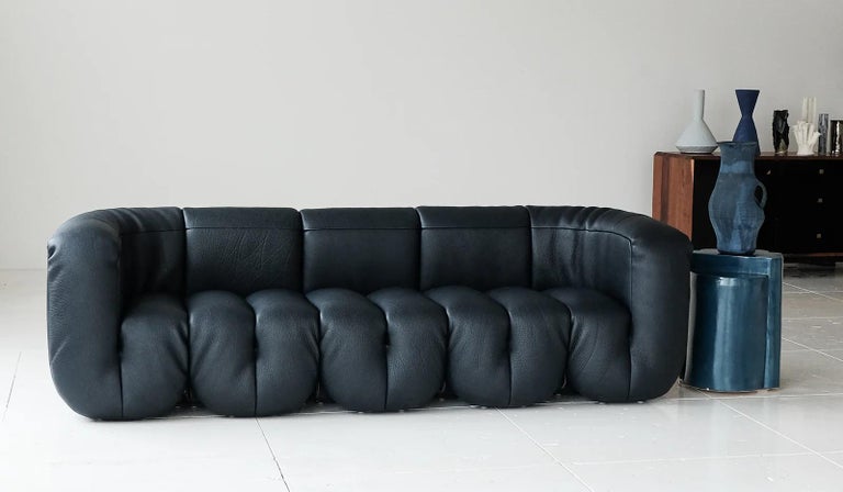 https://a.1stdibscdn.com/de-sede-ds-707-modular-sofa-in-perla-leather-upholstery-by-philippe-malouin-for-sale-picture-7/f_16392/f_324030721769367787642/Spartan_Shop_De_Sede_707_9_master.jpg?width=768