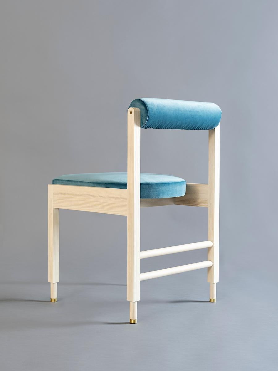 https://a.1stdibscdn.com/st-charles-dining-chair-by-volk-for-sale-picture-2/f_19843/f_217641321607698864454/St_CharlesDiningChair2Lo_master.jpg