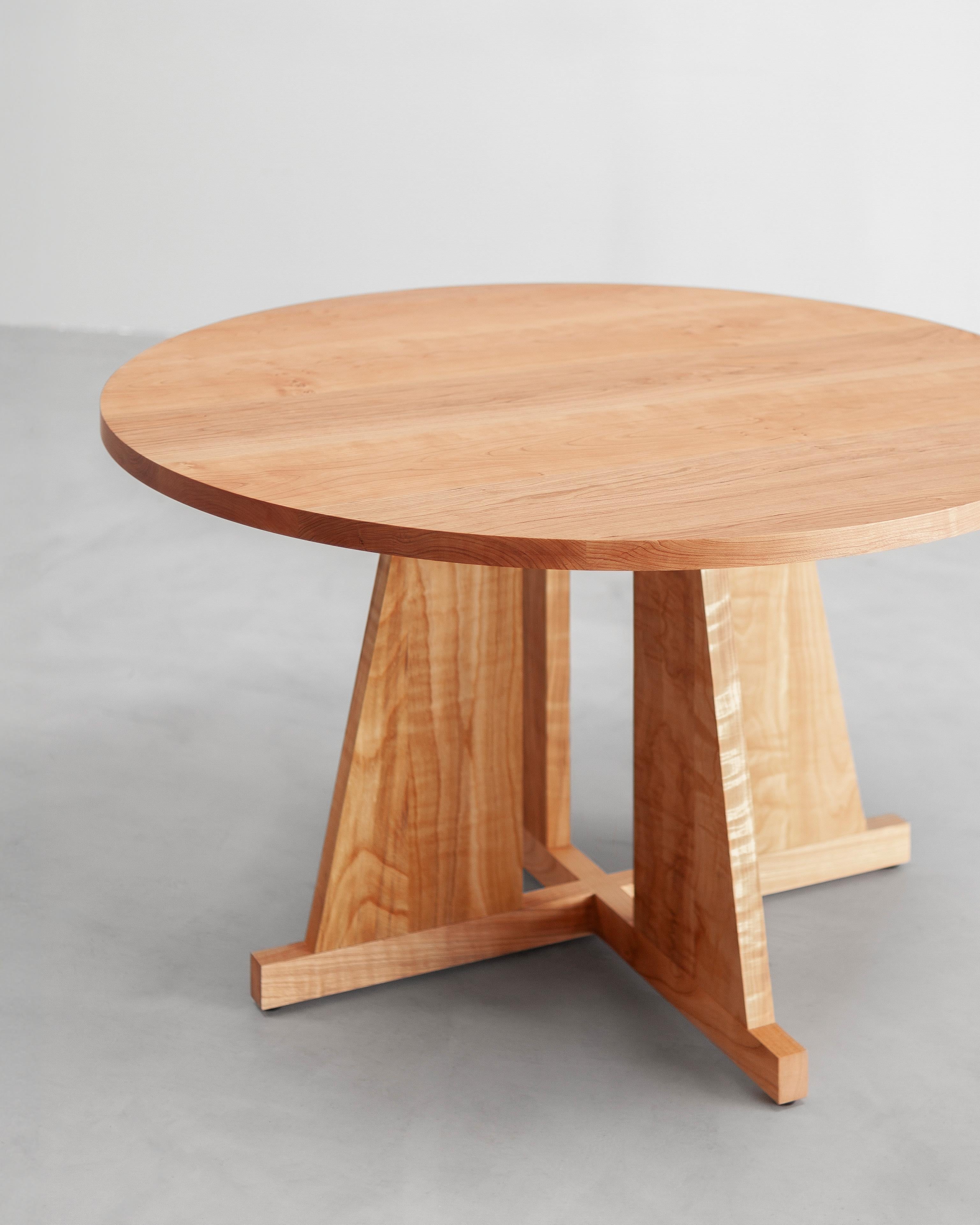 https://a.1stdibscdn.com/lola-round-dining-table-in-solid-european-cherry-by-standard-practice-for-sale-picture-4/f_12192/f_492658721773764370536/StandardPractice_Lola_Round_04_master.jpg