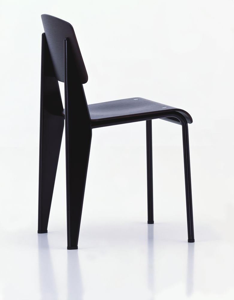 https://a.1stdibscdn.com/jean-prouve-standard-chair-in-natural-oak-and-red-metal-for-vitra-for-sale-picture-10/f_14472/f_118378931535077255687/Standard_91377_preview_master.jpg