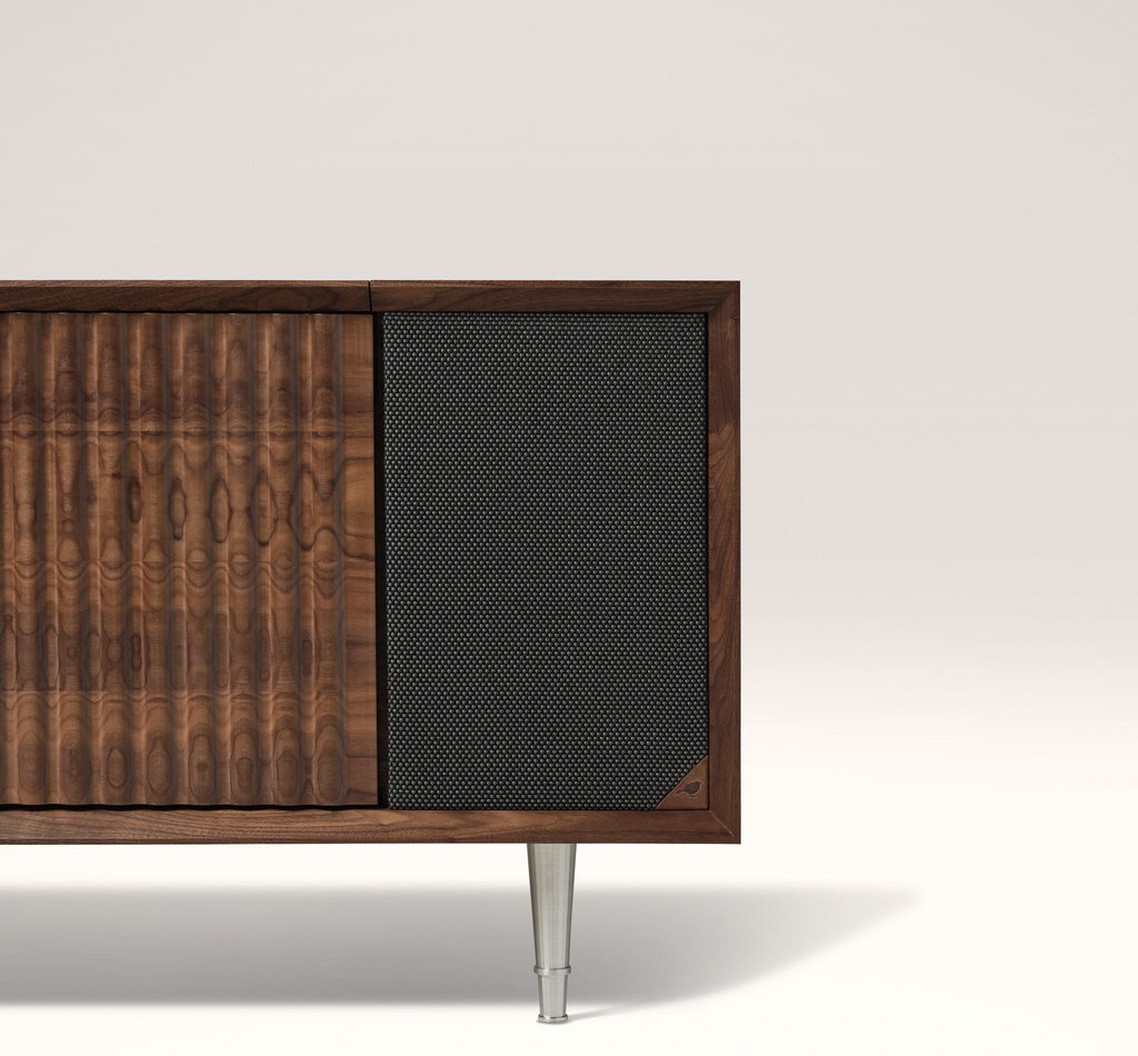 https://a.1stdibscdn.com/wrensilva-standard-record-player-console-in-natural-walnut-aluminum-for-sale-picture-3/f_105212/f_461538421754417361397/Standard_Walnut_Crop_master.jpg