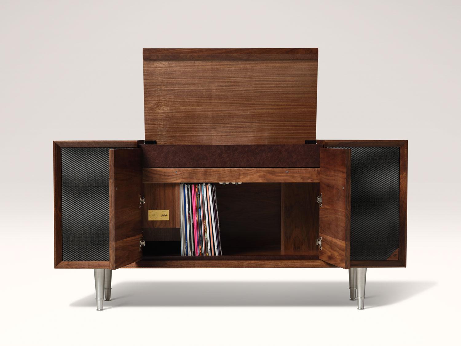 https://a.1stdibscdn.com/wrensilva-standard-record-player-console-in-natural-walnut-aluminum-for-sale-picture-5/f_105212/f_461538421754417360622/Standard_Walnut_Open_storage_master.jpg