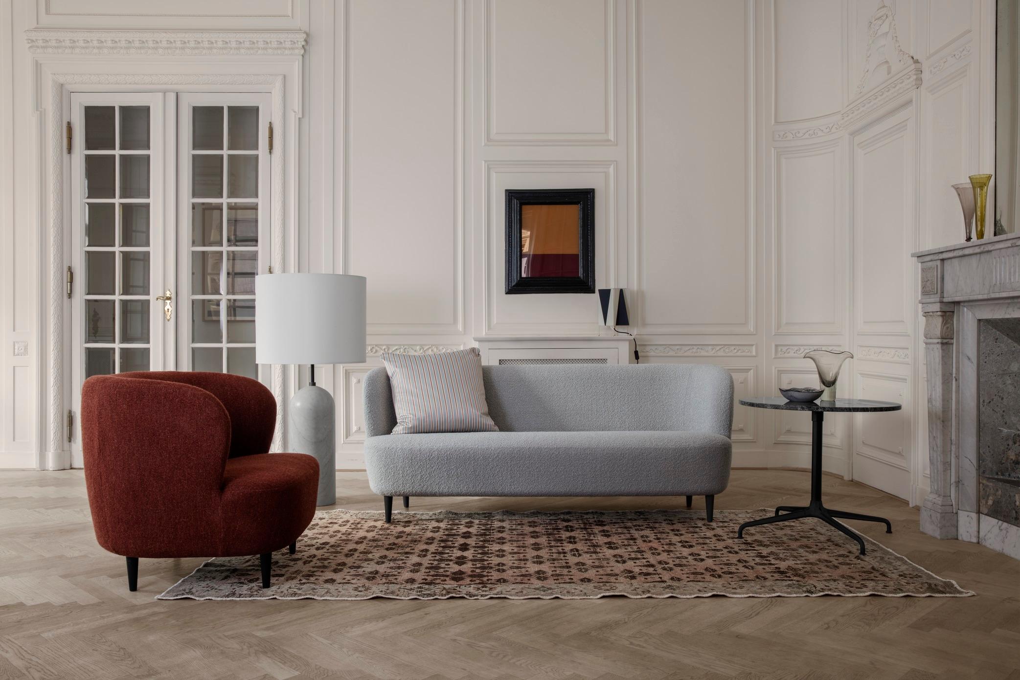https://a.1stdibscdn.com/customizable-gubi-stay-sofa-by-space-copenhagen-for-sale-picture-8/f_44652/f_285531421651855186361/StayLoungeChair_GravityFloorLampXL_StaySofa_B_4TableLamp_BeetleLoungeTable_Off_master.jpg