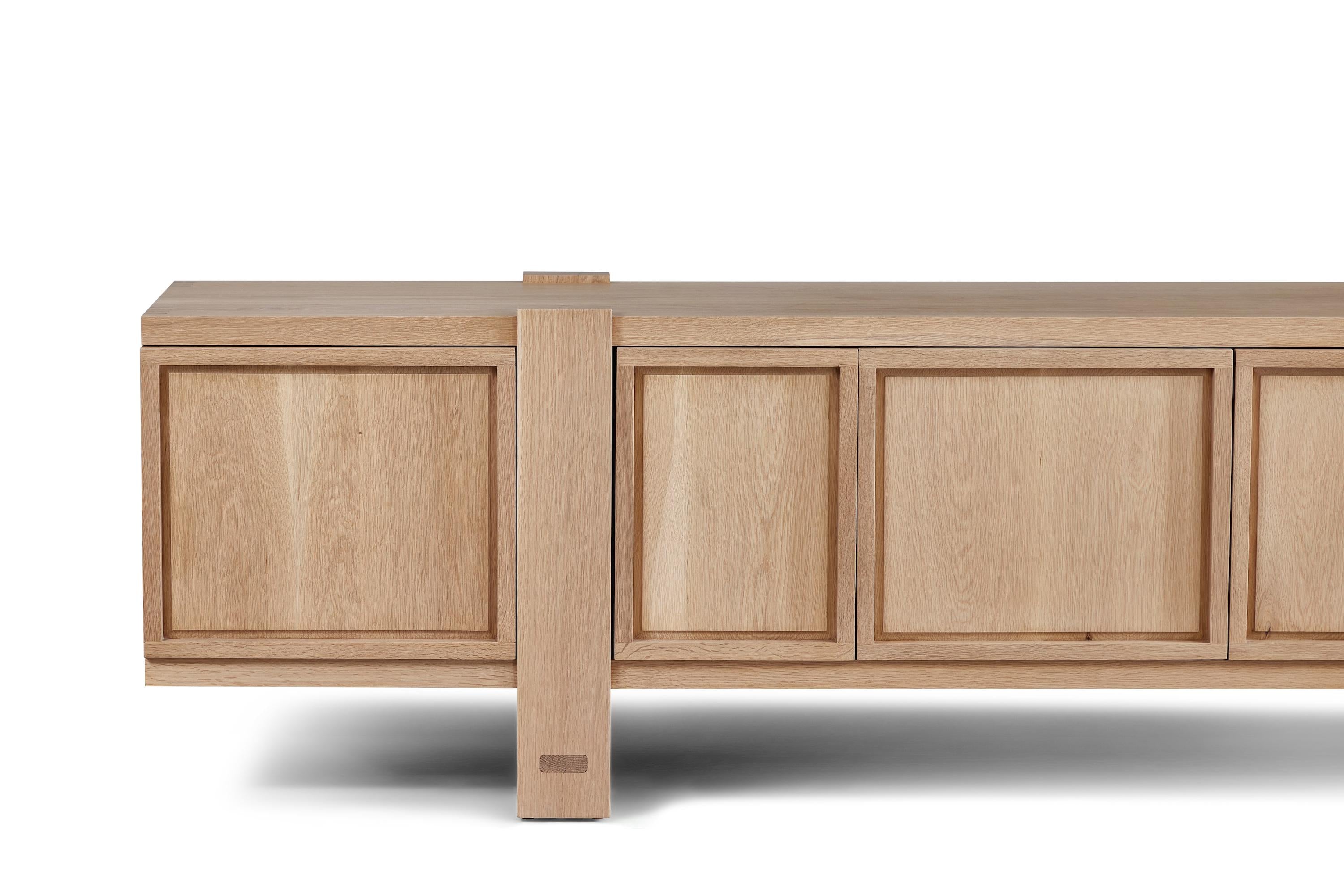 https://a.1stdibscdn.com/lake-media-cabinet-in-white-oak-by-august-abode-for-sale-picture-3/f_56632/f_279757721648415394367/Stefani_Stein_Oct_19th_2020_04_master.jpg