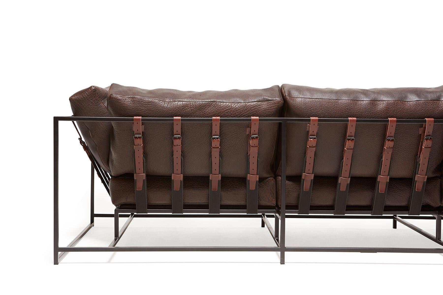 https://a.1stdibscdn.com/brown-bison-leather-and-blackened-steel-sofa-for-sale-picture-4/f_24923/f_270185121642805323778/StephenKenn_BrownBison_BlkSteel_Sofa_2021_04_web_master.jpg