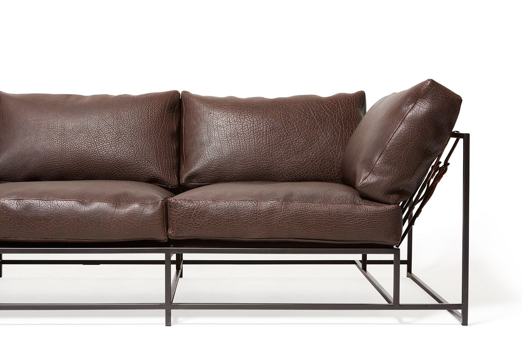 https://a.1stdibscdn.com/brown-bison-leather-and-blackened-steel-sofa-for-sale-picture-5/f_24923/f_270185121642805324162/StephenKenn_BrownBison_BlkSteel_Sofa_2021_05_web_master.jpg