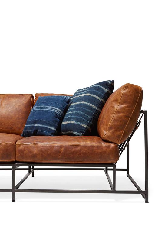 https://a.1stdibscdn.com/archivesE/upload/f_24923/f_65351231485908345675/StephenKenn_CognacLeather_CustomSofa_8_web_l.jpg