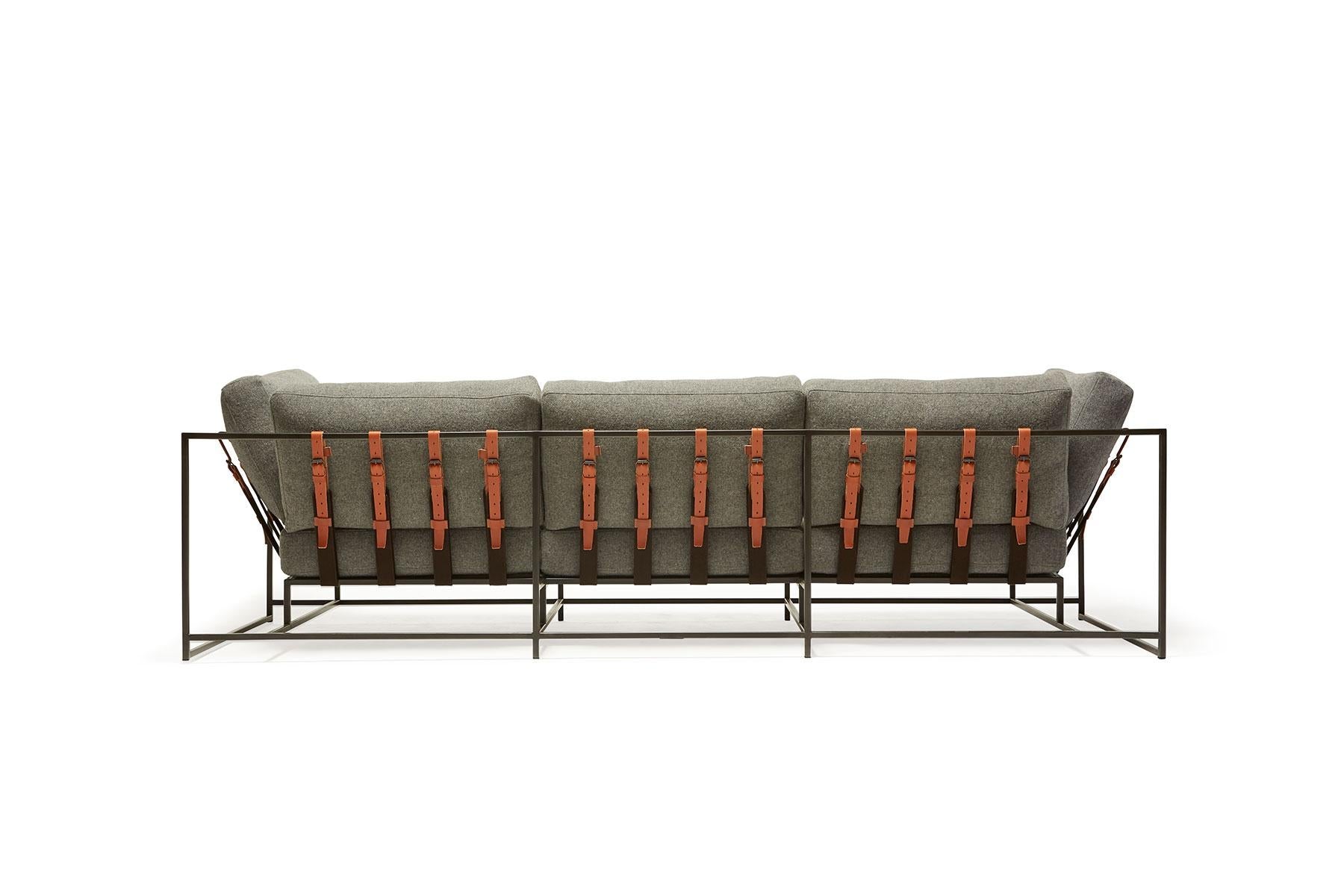 https://a.1stdibscdn.com/faribault-grey-wool-and-blackened-steel-sofa-for-sale-picture-3/f_24923/f_176724111579740126816/StephenKenn_GreyWool_BlkndSteel_Sofa_2019_03_web_master.jpg