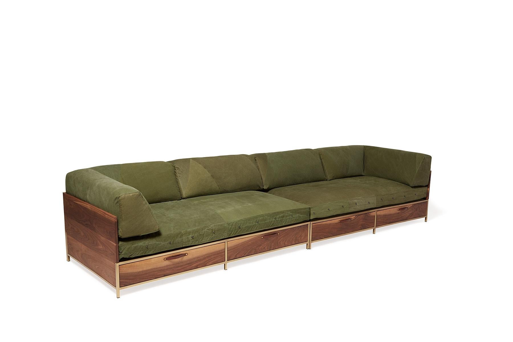 https://a.1stdibscdn.com/vintage-military-canvas-guest-bed-sofa-with-storage-drawers-for-sale-picture-2/f_24923/f_240701521623090927148/StephenKenn_MilitaryCanvas_AntBrass_GuestBed_web_04_master.jpg