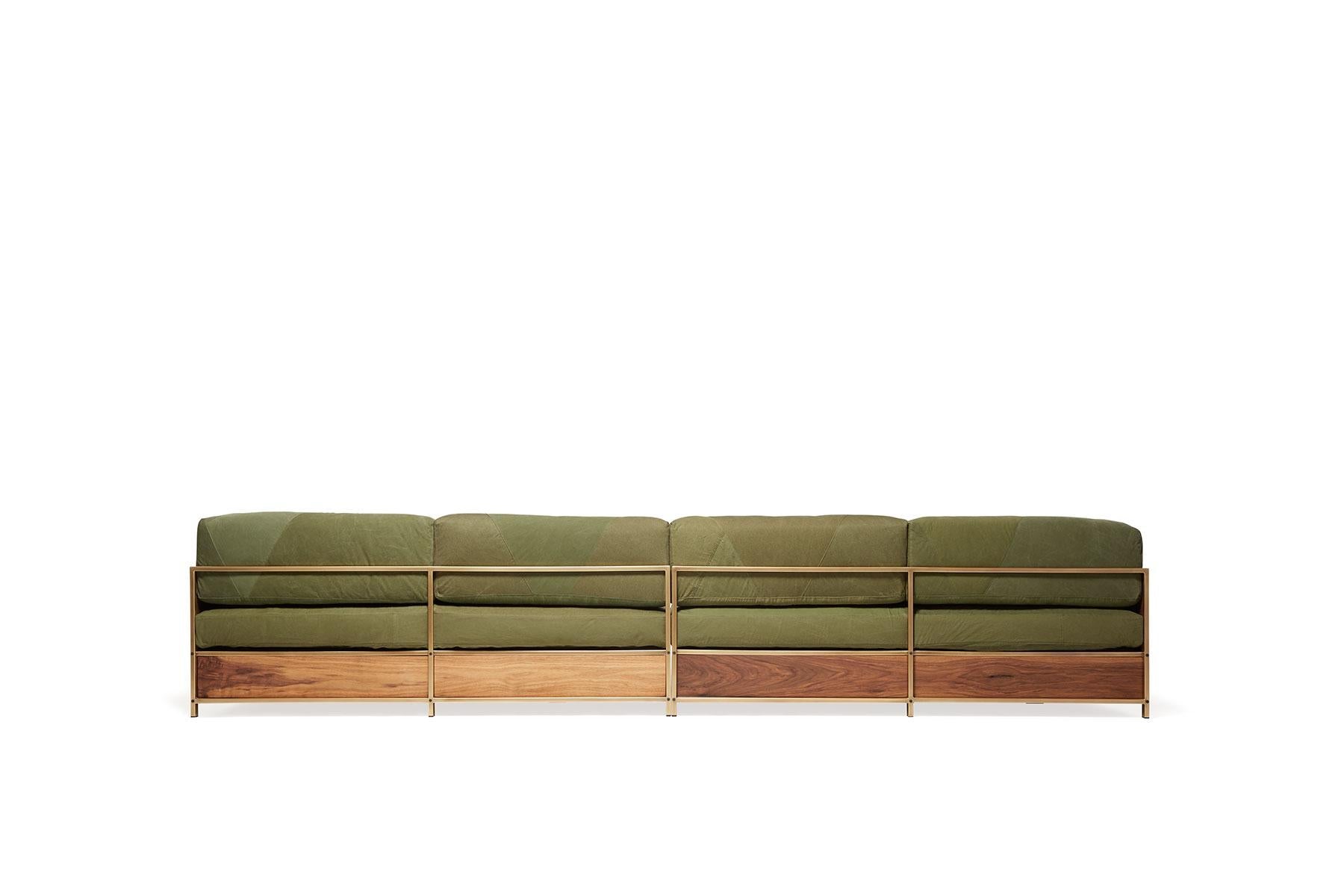https://a.1stdibscdn.com/vintage-military-canvas-guest-bed-sofa-with-storage-drawers-for-sale-picture-3/f_24923/f_240701521623090927897/StephenKenn_MilitaryCanvas_AntBrass_GuestBed_web_05_master.jpg