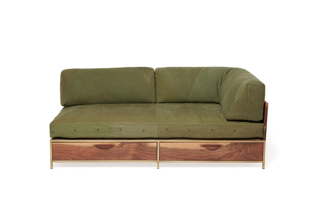 https://a.1stdibscdn.com/vintage-military-canvas-guest-bed-sofa-with-storage-drawers-for-sale-picture-9/f_24923/f_240701521623090934634/StephenKenn_MilitaryCanvas_AntBrass_GuestBed_web_10_master.jpg