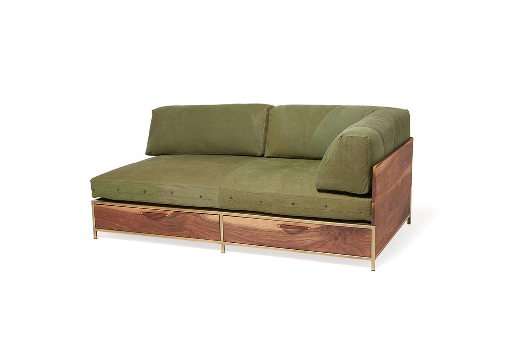 https://a.1stdibscdn.com/vintage-military-canvas-guest-bed-sofa-with-storage-drawers-for-sale-picture-13/f_24923/f_240701521623090941469/StephenKenn_MilitaryCanvas_AntBrass_GuestBed_web_14_master.jpg