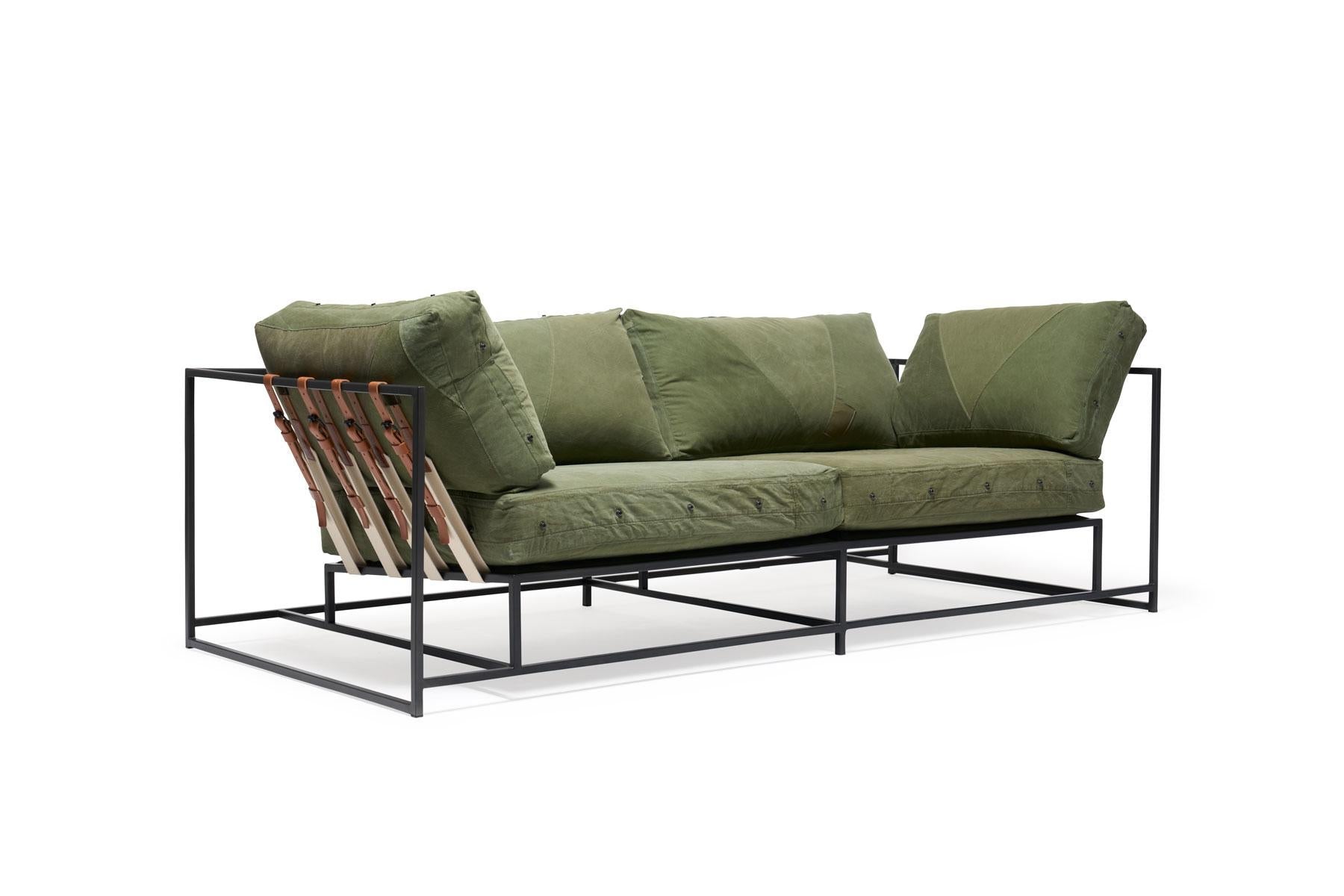 https://a.1stdibscdn.com/vintage-military-canvas-and-blackened-steel-two-seat-sofa-for-sale-picture-2/f_24923/f_276931621646771003490/StephenKenn_MilitaryCanvas_BlkSteel_TwoSeatSofa_2021_02_web_master.jpg