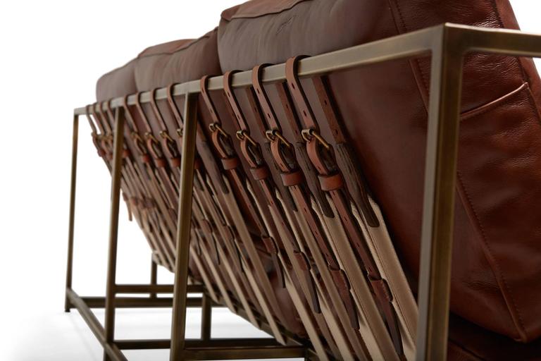 https://a.1stdibscdn.com/archivesE/upload/f_24923/1485911691791/StephenKenn_WalnutLeather_Brass_Sofa_4_web_l.jpg