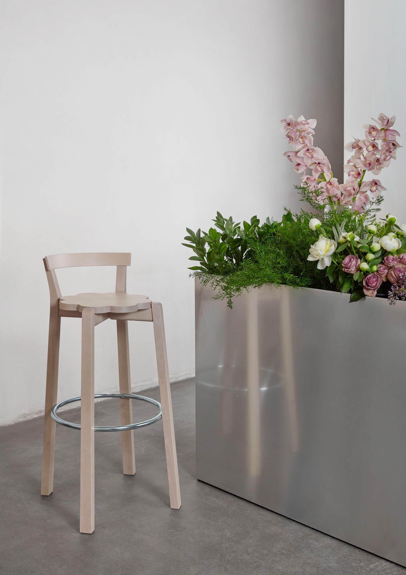 https://a.1stdibscdn.com/natural-blossom-barstool-by-storangen-design-for-sale-picture-6/f_12192/f_339508921682280419257/Storangen_03b_master.jpg