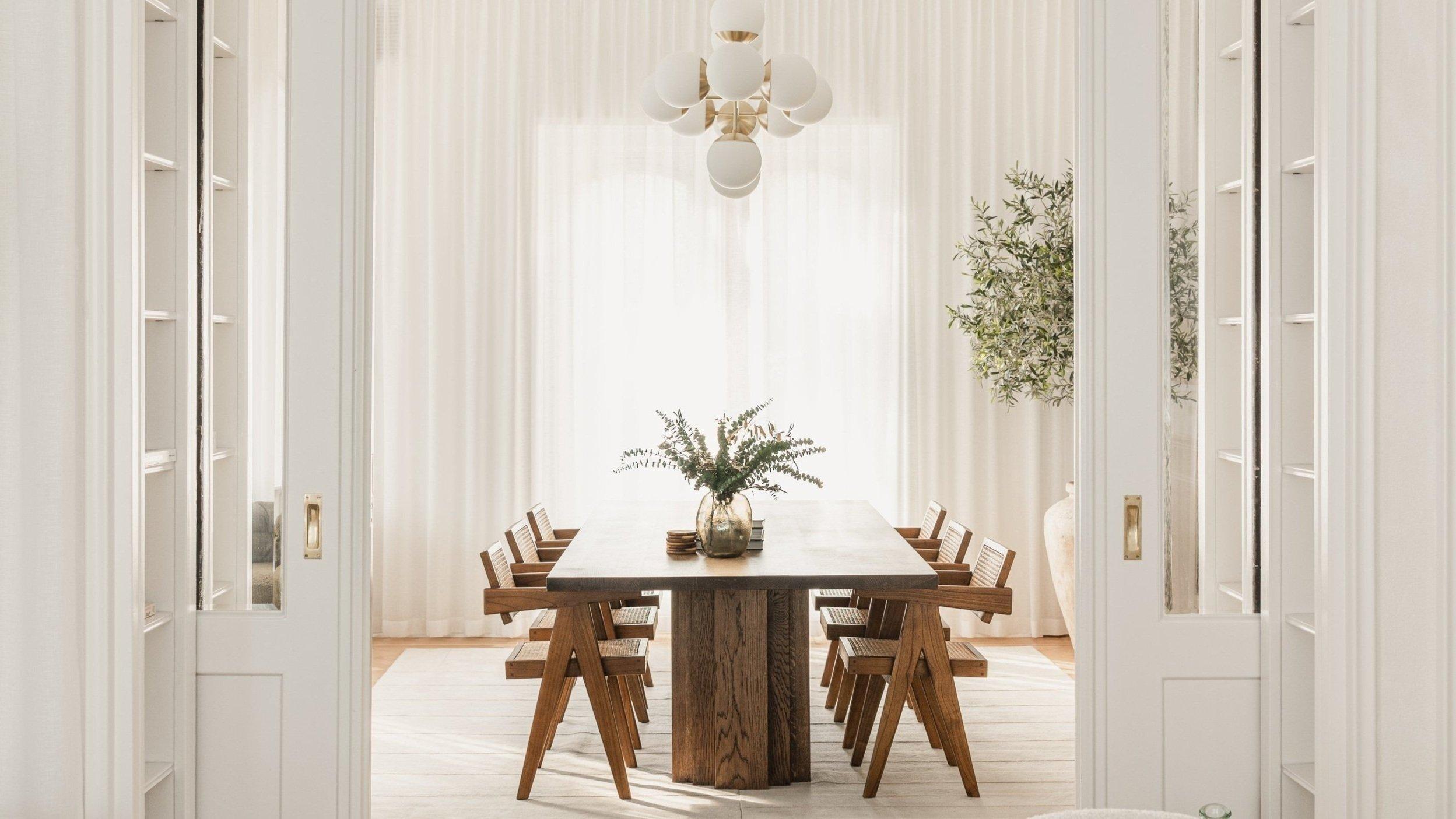 https://a.1stdibscdn.com/large-monumental-dark-brown-oak-table-brut-by-mokko-for-sale-picture-5/f_89302/f_438226221740665377855/Stories_Haarlem_131_1__master.jpg