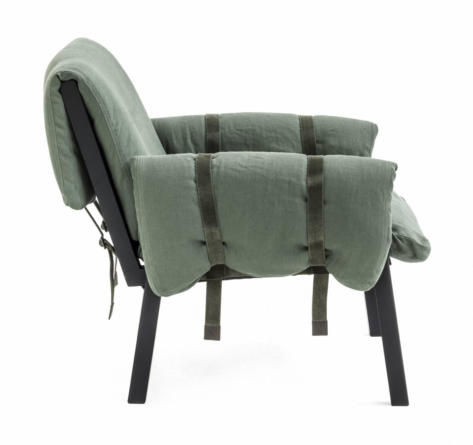 https://a.1stdibscdn.com/strapped-armchair-with-fiber-and-varnished-ash-frame-by-moroso-for-diesel-for-sale-picture-4/archivesE/upload/f_16392/f_99792531519641313226/Strapped_Armchair_with_Fiber_and_Varnished_Ash_Frame_Moroso_Diesel_4_master.jpg