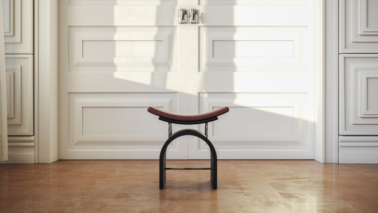 https://a.1stdibscdn.com/antique-leather-wing-stool-by-studio-laf-for-sale-picture-11/f_12192/f_331563421678124501739/StudioLaf_WingStool_master.jpg?width=768