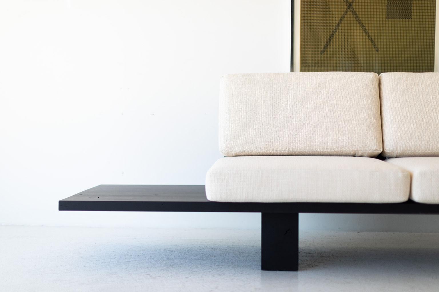 https://a.1stdibscdn.com/suelo-modern-platform-sofa-for-sale-picture-3/f_9720/1626207967272/Suelo_Modern_Platform_Sofa_03_master.jpg