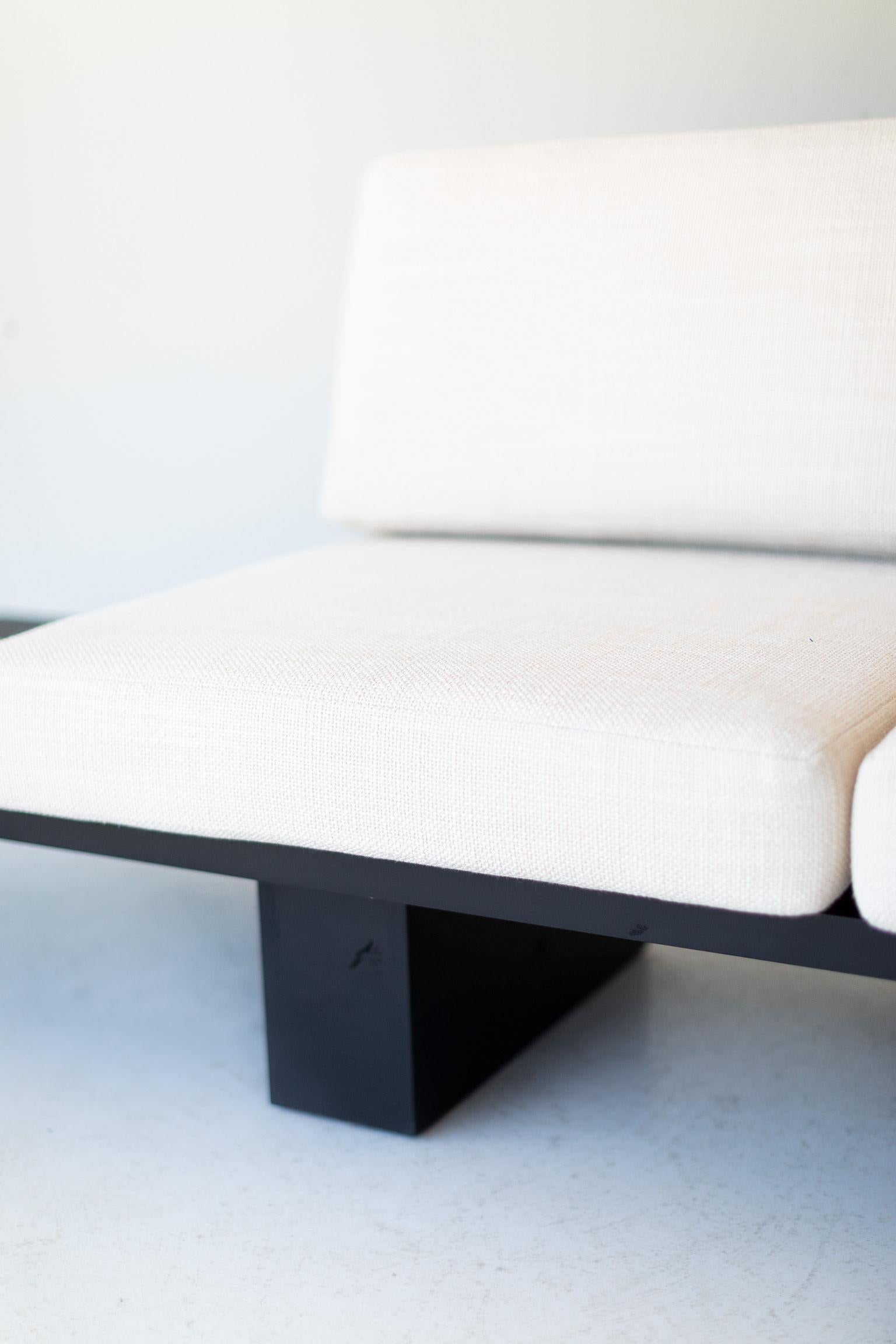 https://a.1stdibscdn.com/suelo-modern-platform-sofa-for-sale-picture-9/f_9720/f_245123921626207998960/Suelo_Modern_Platform_Sofa_09_master.jpg