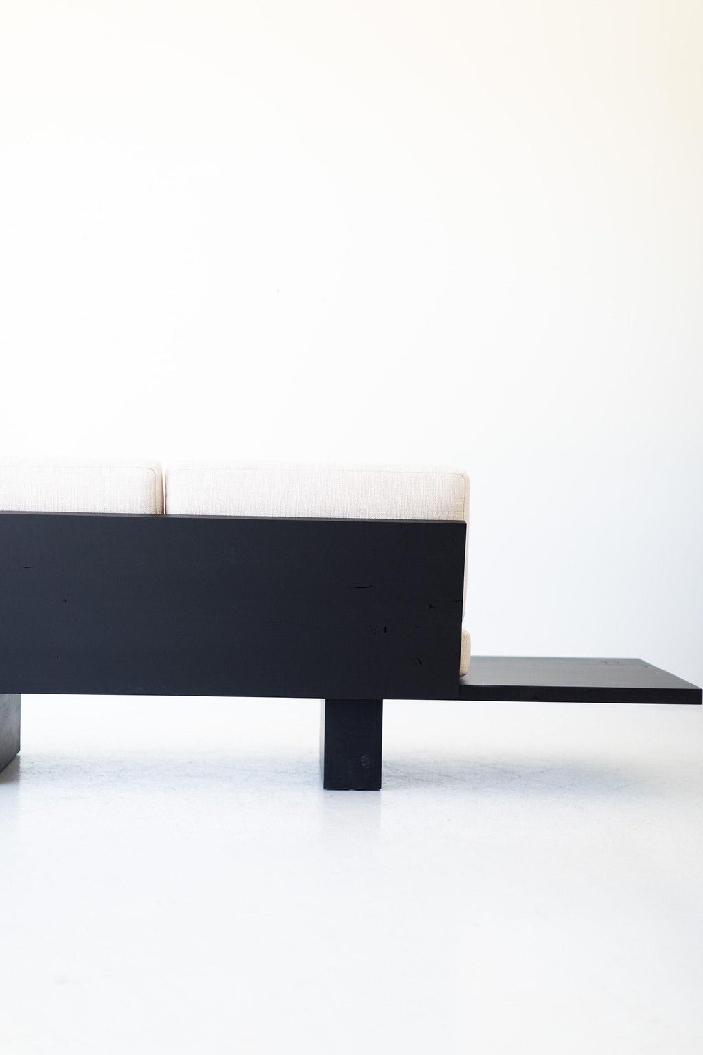 https://a.1stdibscdn.com/suelo-modern-platform-sofa-for-sale-picture-13/f_9720/f_245123921626208307592/Suelo_Modern_Platform_Sofa_13_master.jpg