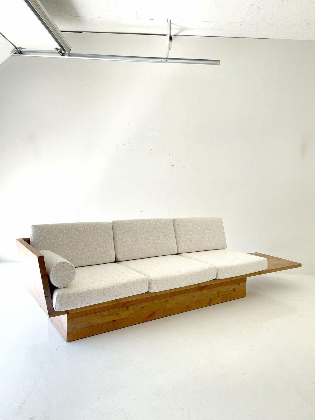 https://a.1stdibscdn.com/suelo-modern-wood-sofa-with-plinth-base-for-sale-picture-11/f_9720/f_252039321752681847463/Suelo_Modern_Sofa_Plinth_10_master.jpg