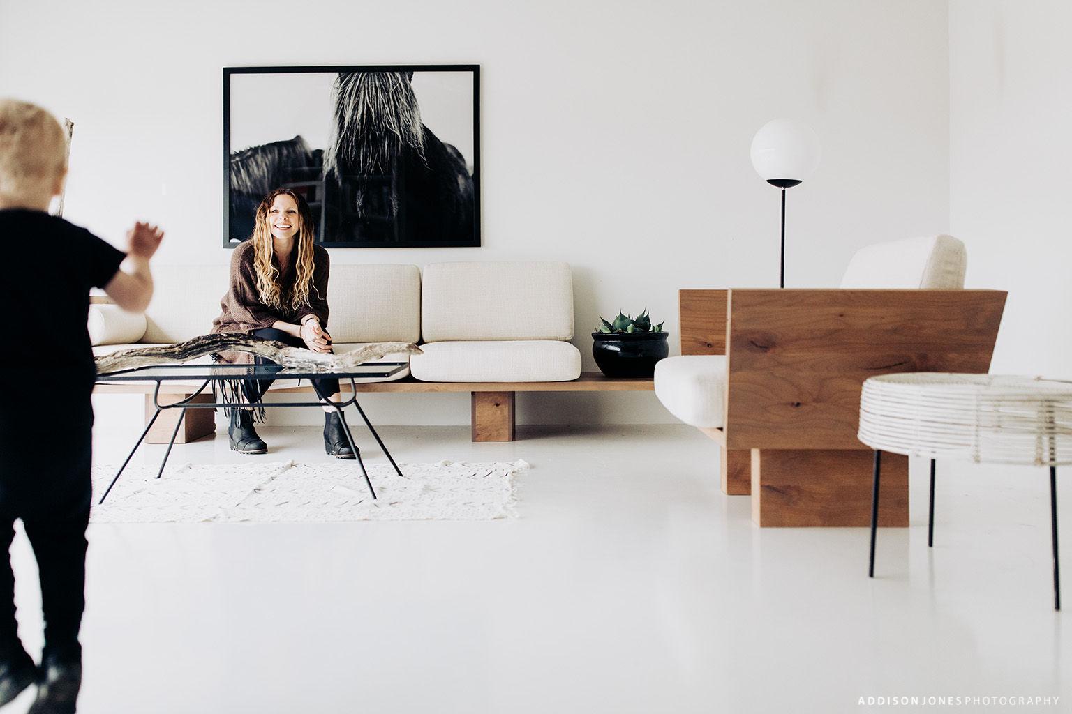 https://a.1stdibscdn.com/suelo-modern-wood-sofa-for-sale-picture-10/f_9720/1584464613783/Suelo_Modern_Wood_Sofa_10_master.jpg