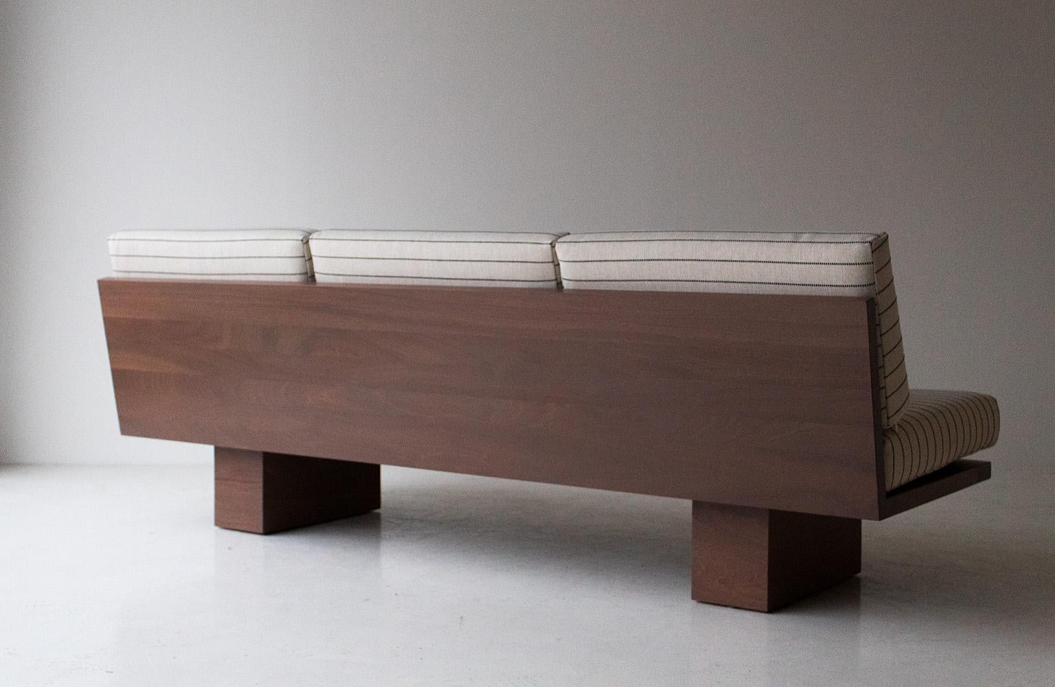 https://a.1stdibscdn.com/suelo-outdoor-armless-sofa-for-sale-picture-2/f_9720/f_275006421645626405359/Suelo_Outdoor_Armless_Sofa_02_master.jpg