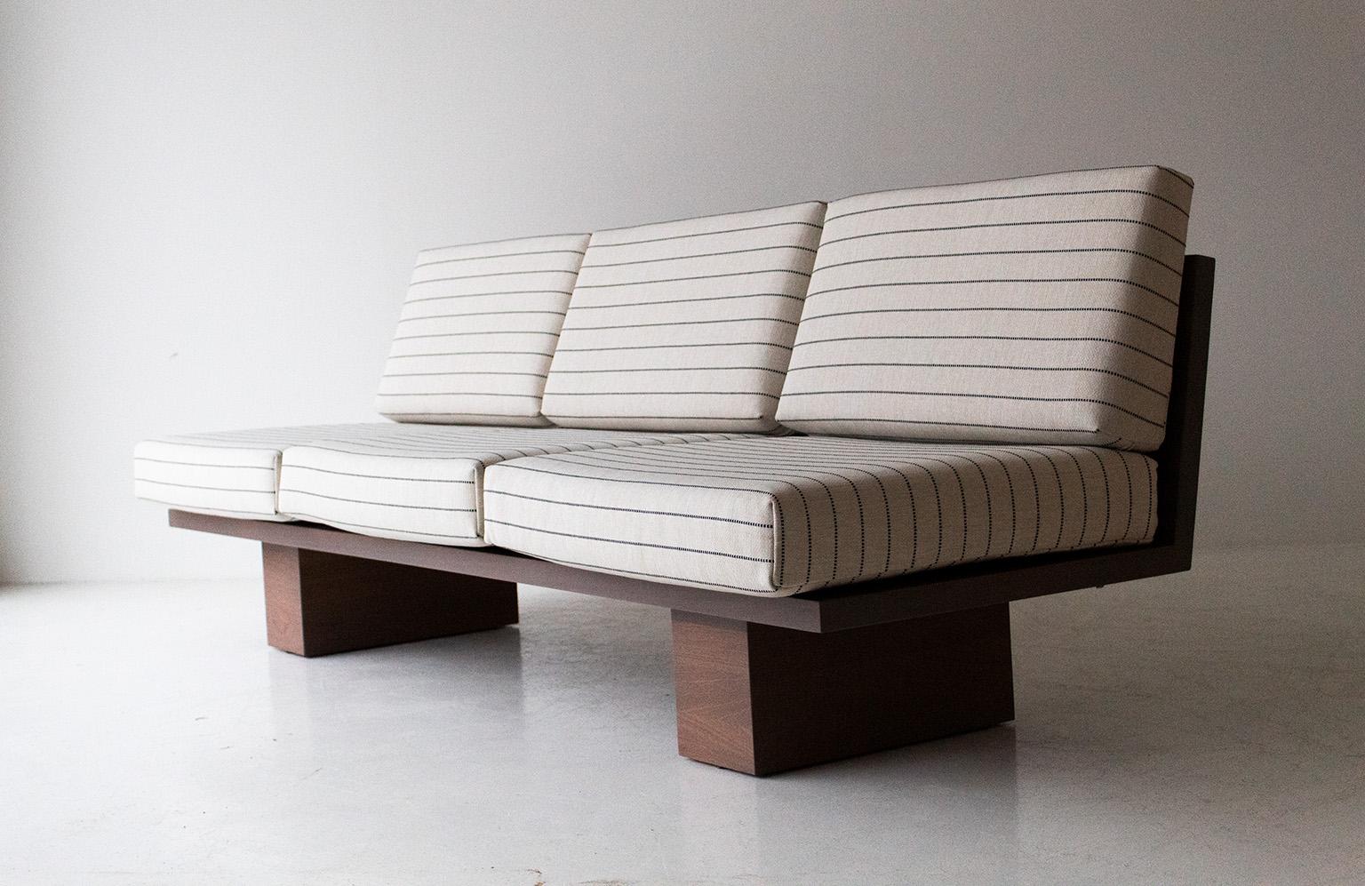 https://a.1stdibscdn.com/suelo-outdoor-armless-sofa-for-sale-picture-3/f_9720/f_275006421645626405484/Suelo_Outdoor_Armless_Sofa_03_master.jpg