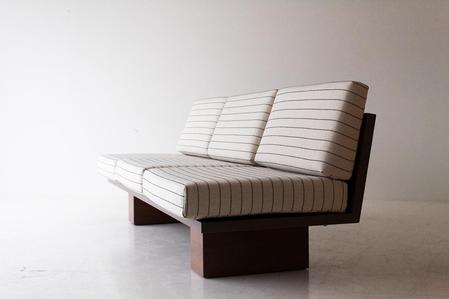 https://a.1stdibscdn.com/suelo-outdoor-armless-sofa-for-sale-picture-8/f_9720/f_275006421645626406625/Suelo_Outdoor_Armless_Sofa_09_master.jpg