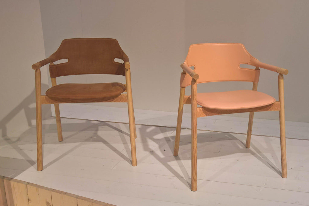 https://a.1stdibscdn.com/archivesE/upload/f_27693/f_302959621662946243837/Suite_Armchair_by_Midj_master.jpeg