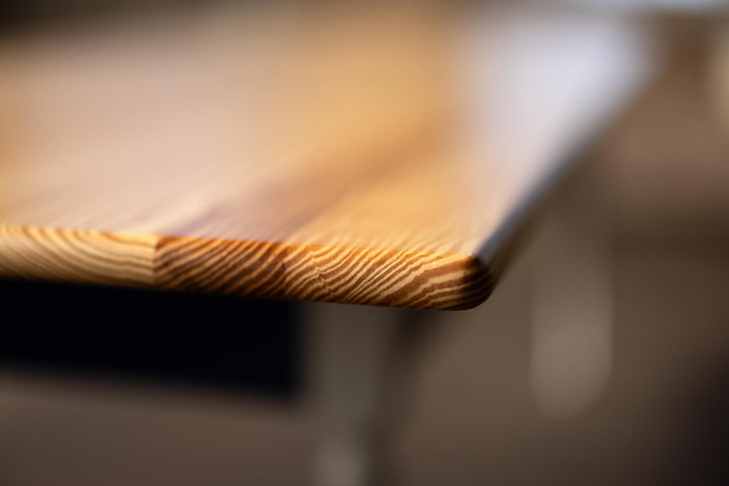 https://a.1stdibscdn.com/pine-farm-table-with-turned-legs-by-alabama-sawyer-for-sale-picture-6/f_43982/f_431688621736963634805/TABLE_FARM_PINE122_final_3000px_master.jpg