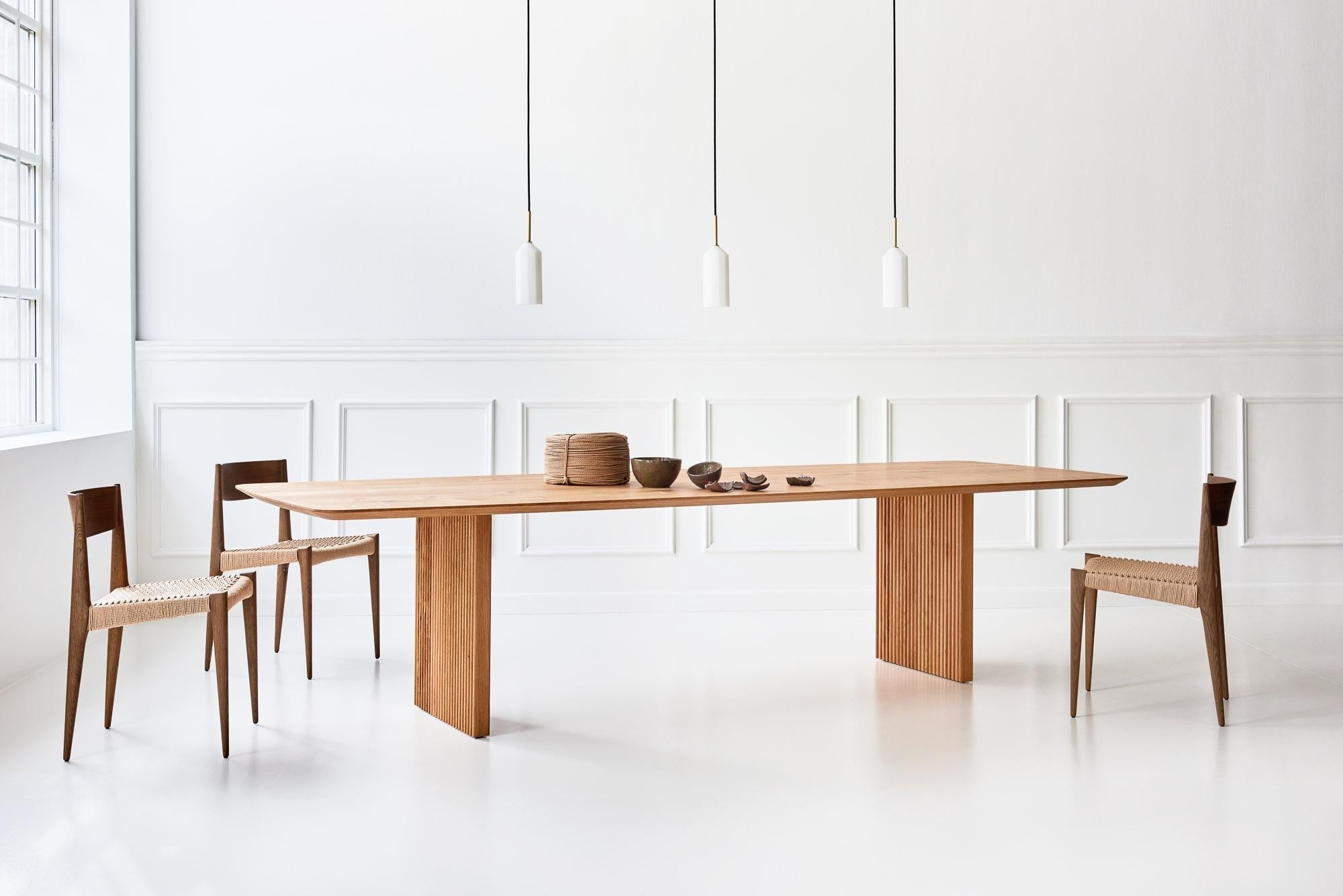 https://a.1stdibscdn.com/customizable-dining-table-ten-400-natural-oak-for-sale-picture-5/f_31233/f_278135521647429225360/TEN_TABLE_4_master.jpeg