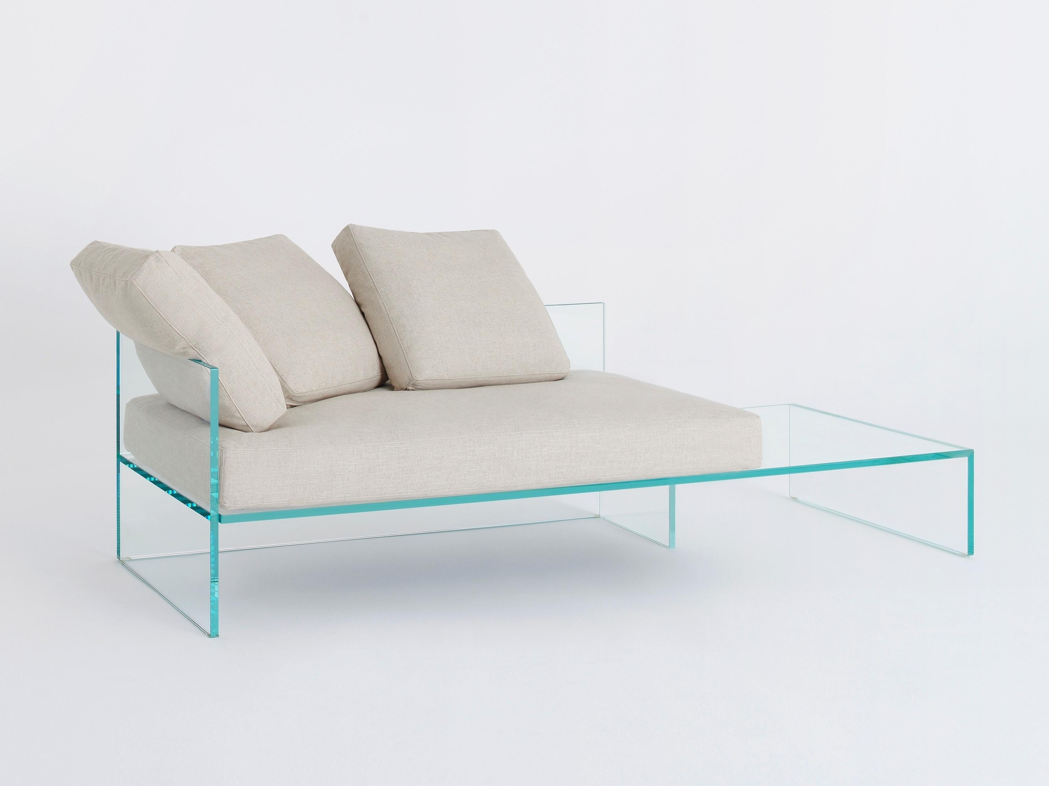 https://a.1stdibscdn.com/glas-italia-tete-a-tete-two-seater-sofa-in-glass-side-table-on-the-right-for-sale-picture-2/f_105752/f_494624021774977036372/TE_TE_A_TE_TE_Glas_Italia_596358_rel5cc779d8_master.jpeg
